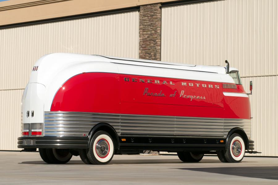  GM Futurliner 1940 года  (фото 8 из 66)